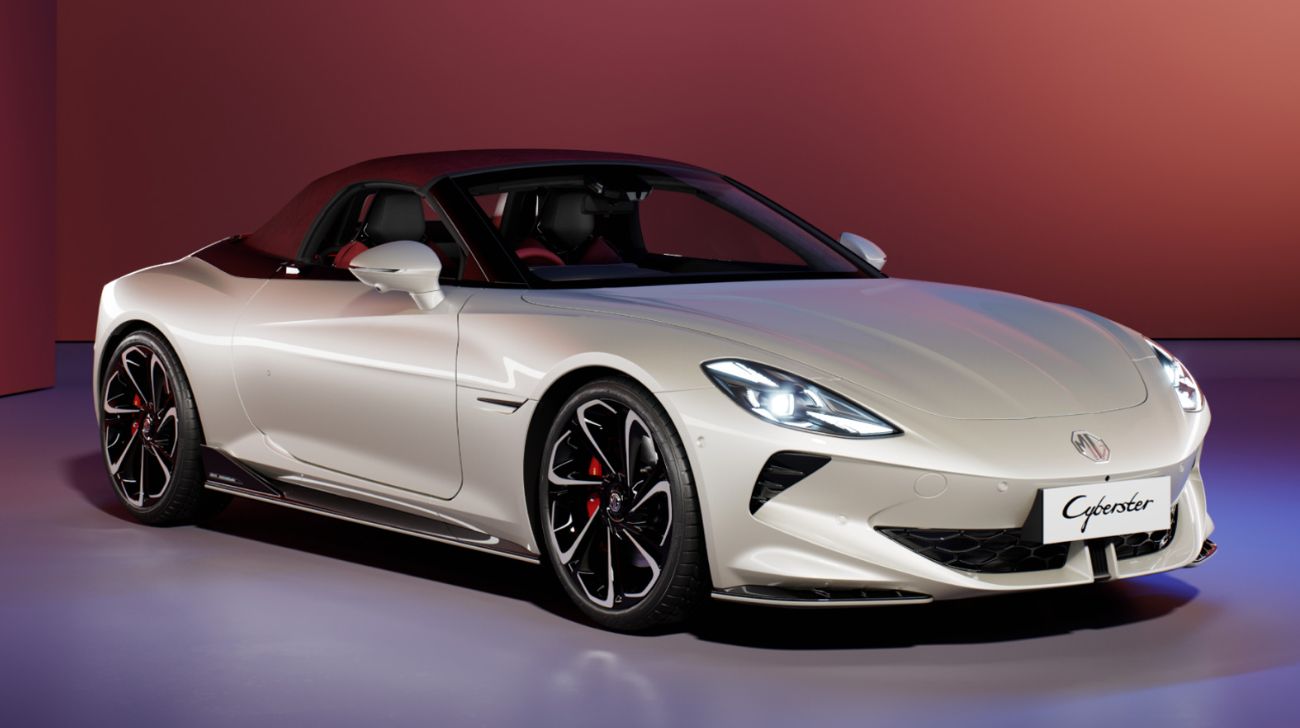 1736168219-bharat Mobility India Mg Mg Cyberster India Lauch Sports Car Silver Ca